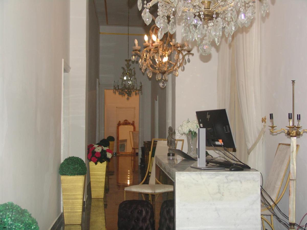 Velvet 1889 Hotel
