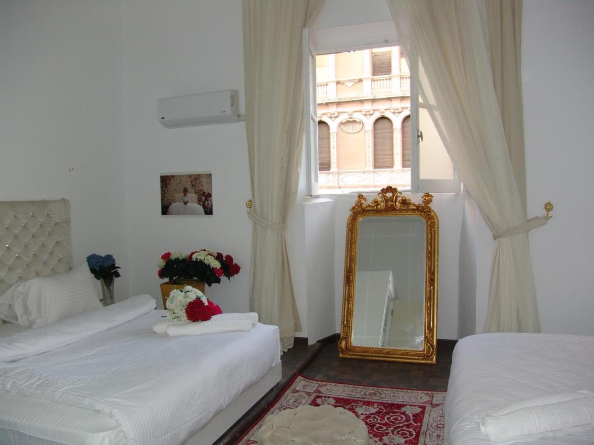 Velvet 1889 Hotel